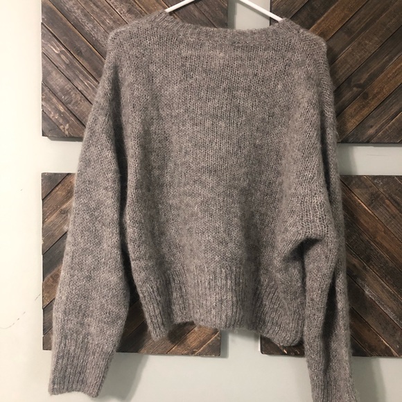 H&M Oversized Knit Sweater Small - Picture 3 of 5